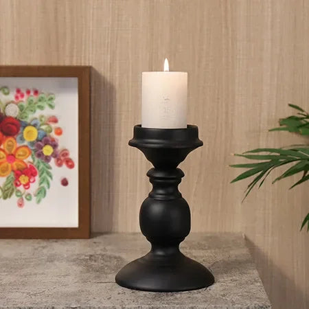 Minimalist Nordic Iron Candle Holder in Matte Black