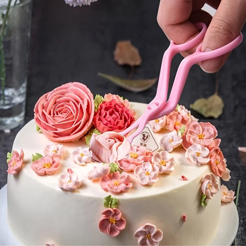 All-in-One 100-Piece Cake Decorating Set – Includes Turntable, Tips, Spatulas & Bags, pink or green.
