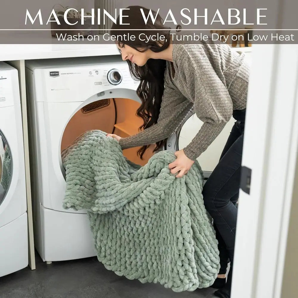 50x70 Thick Yarn Knitted Throw Blanket – Grey Chunky Chenille Sofa or Bed Blanket.