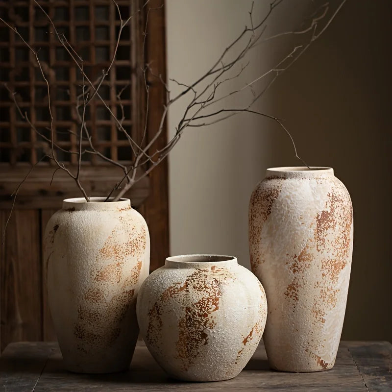 Elegant Retro Ceramic Flower Pot with Timeless Speckled Finish.