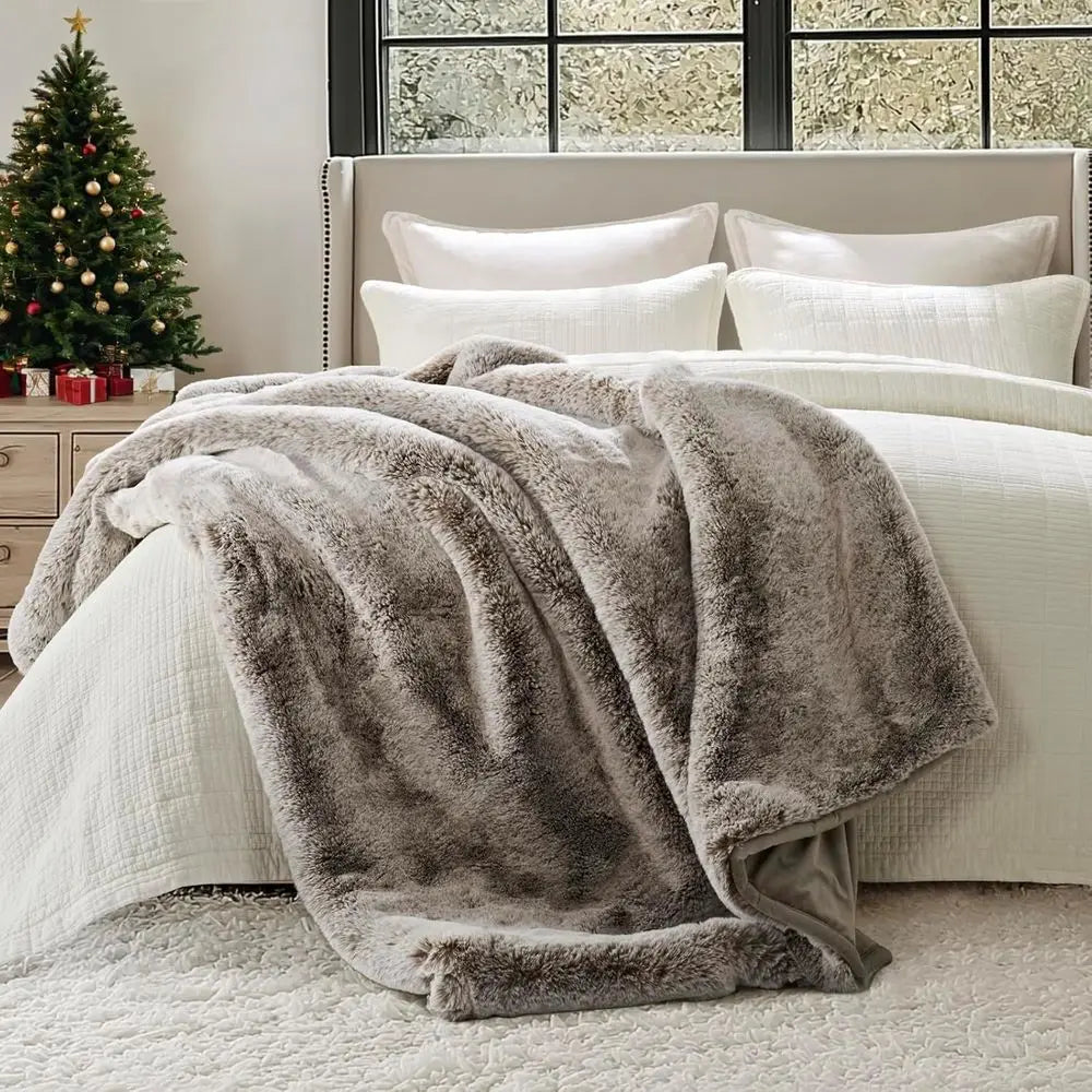 Warm Thick Faux Fur Blanket – Luxury Chinchilla Style Heavyweight 1220GSM for Sofa & Bed;