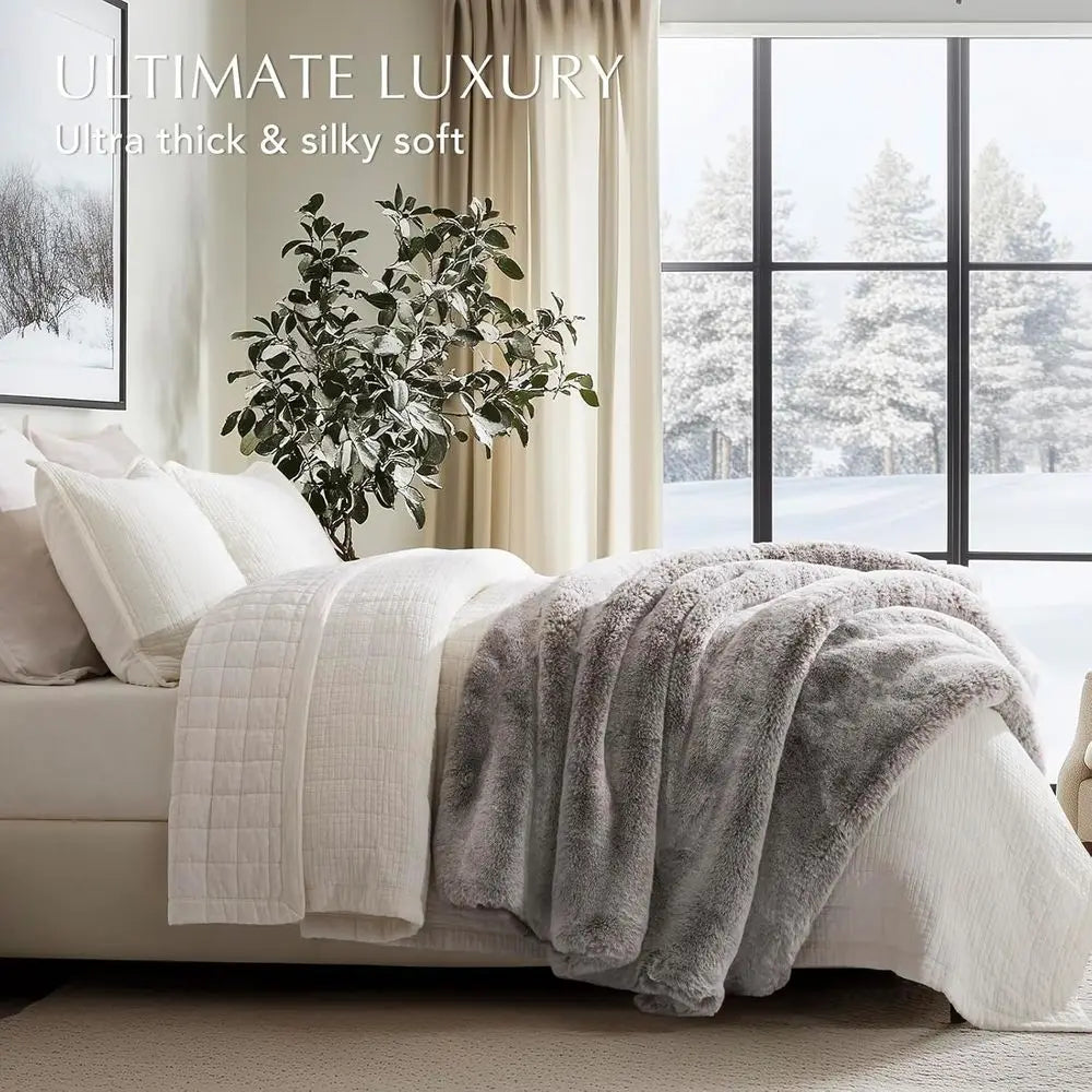 Warm Thick Faux Fur Blanket – Luxury Chinchilla Style Heavyweight 1220GSM for Sofa & Bed;